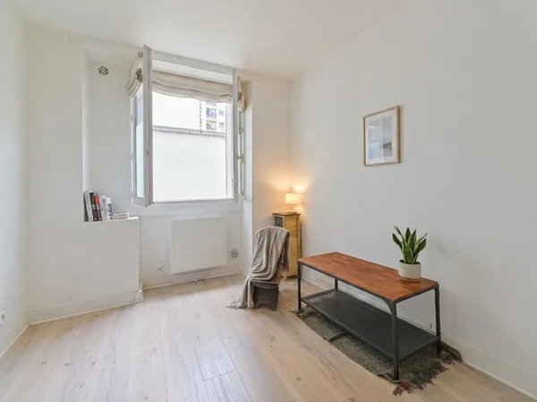 Joli studio au coeur du village Jourdain