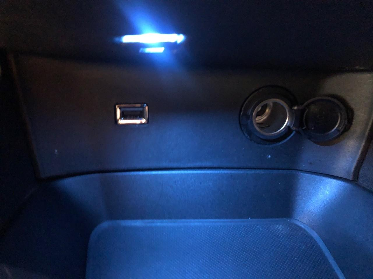 Peugeot 3008 bluehdi 130ch s&s eat8 allure pack — photo 21