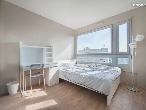 Chambre dans colocation de filles