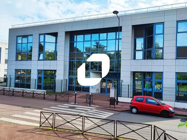 Bureau 299 m²