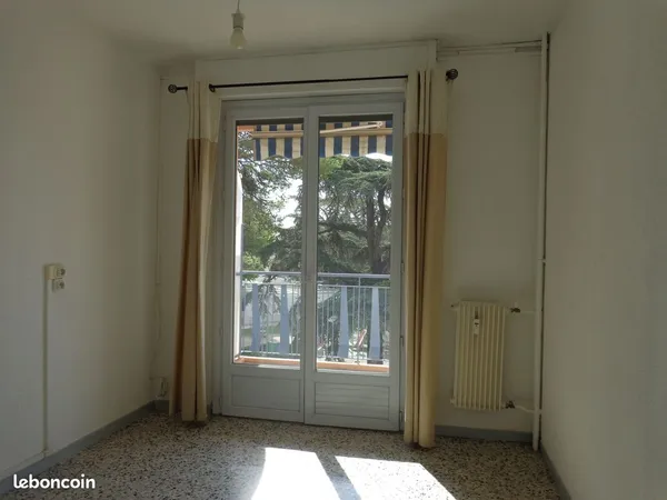 Superbe 2pièces bon standing
