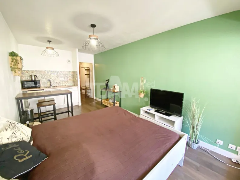 Photo 8