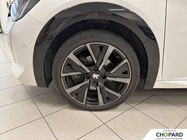 Peugeot 208 puretech 100 s&amp;s eat8 — photo 11