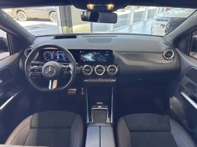 Mercedes Classe B 200 d amg line — photo 11