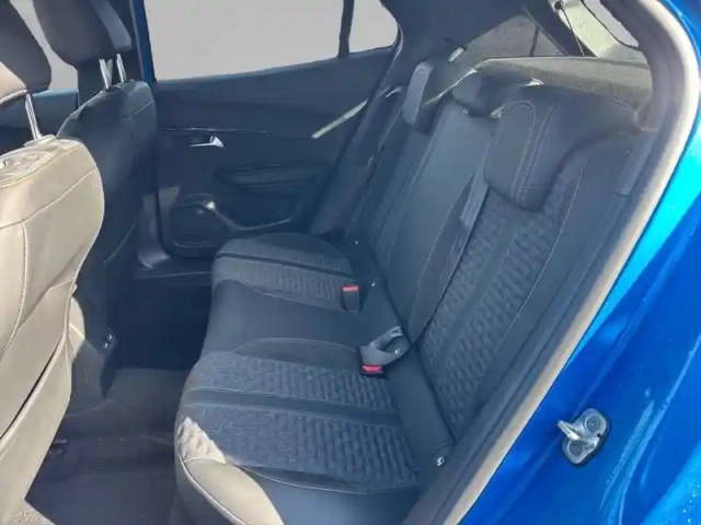Peugeot 2008 bluehdi 110 s&amp;s bvm6 — photo 12