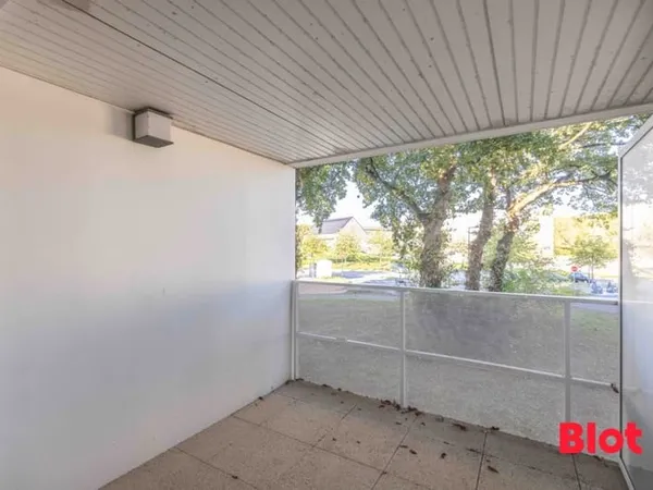 A VENDRE BLOT IMMOBILIER - Bel appartement contemporain T2 de près de 50 m² - THORIGNÉ-FOUILLARD