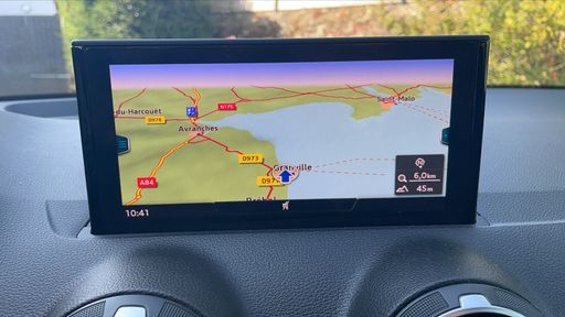Audi Q2 35 TFSI 150 S-Tronic7 - Design – 2022 – 78500 km – Essence – Boîte Automatique — photo 16