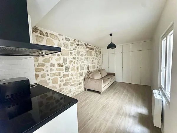 Studio 1 pièce 19 m²