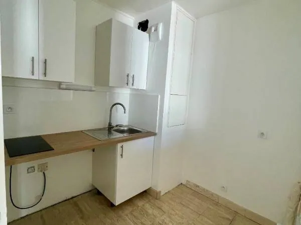 Studio 1 pièce 40 m²