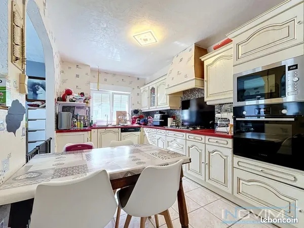 Maison 3 pièces 106 m²