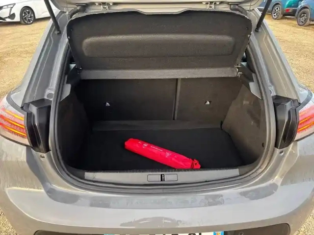 Peugeot 208 puretech 100 s&amp;s bvm6 — photo 23
