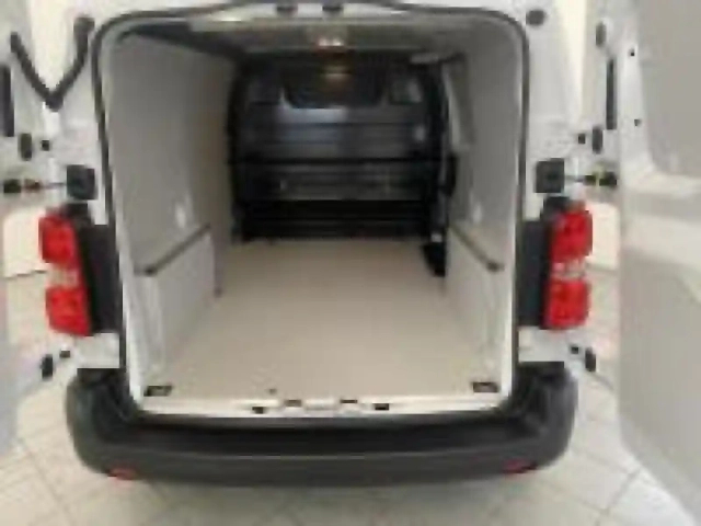 Peugeot Expert fg m 2.0 bluehdi 180ch s&amp;s eat8 — photo 14