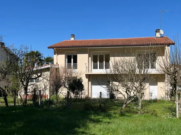 Maison 5 pièces 140 m²