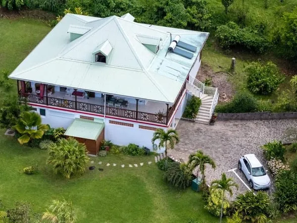 Maison 9 pièces 290 m²