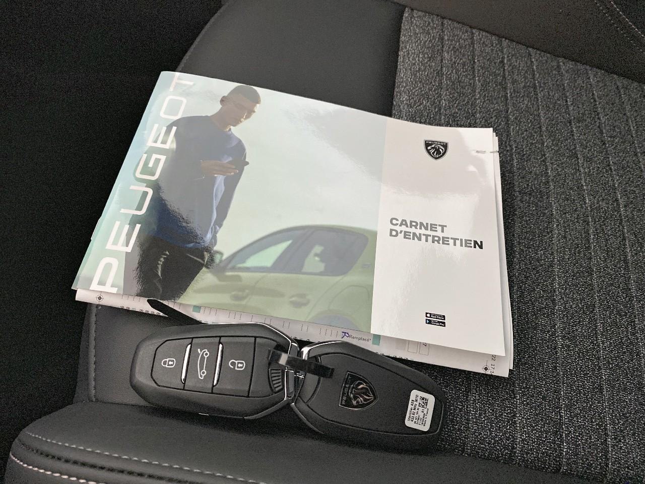 Peugeot 5008 hybrid 145 ch e-dcs6 allure — photo 18