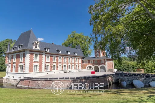 Château 16 pièces 1200 m²
