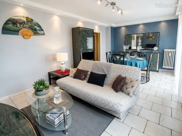 T2 meublé de 60 m² avec balcon, 2 celliers et parking gratuit
