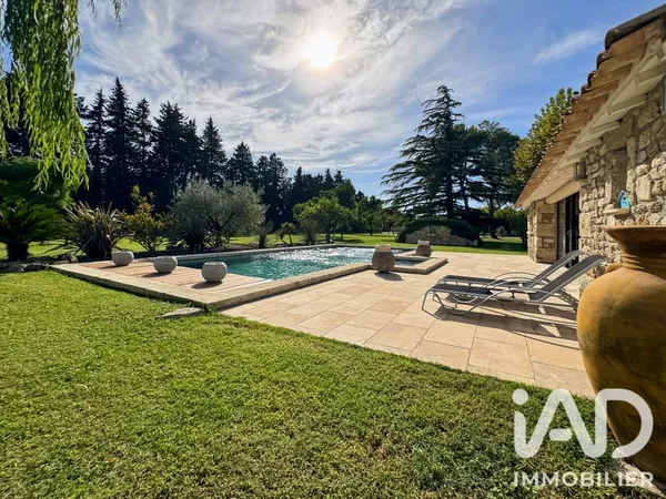 Maison 7 pièces 210 m²