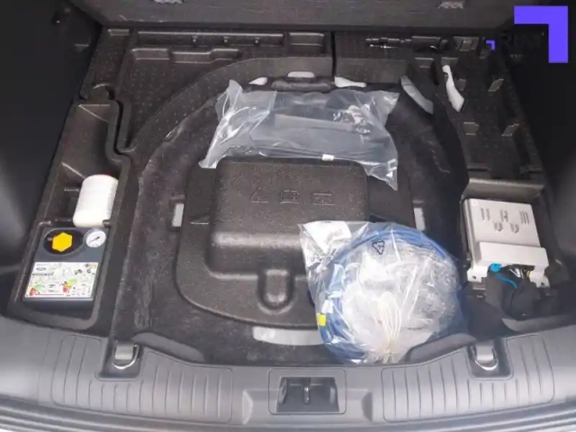 Ford Kuga 2.5 duratec 243 ch phev powershift — photo 99