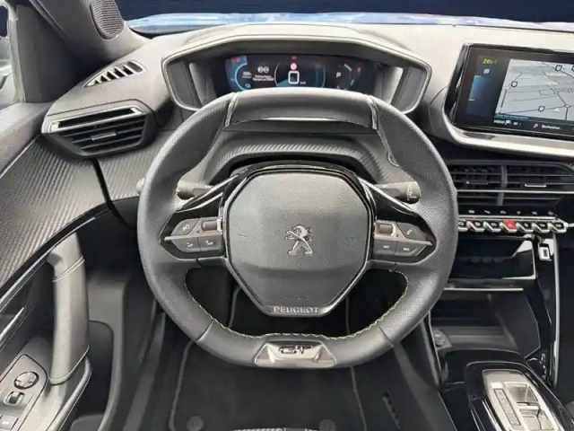 Peugeot 2008 electrique 136 ch — photo 16