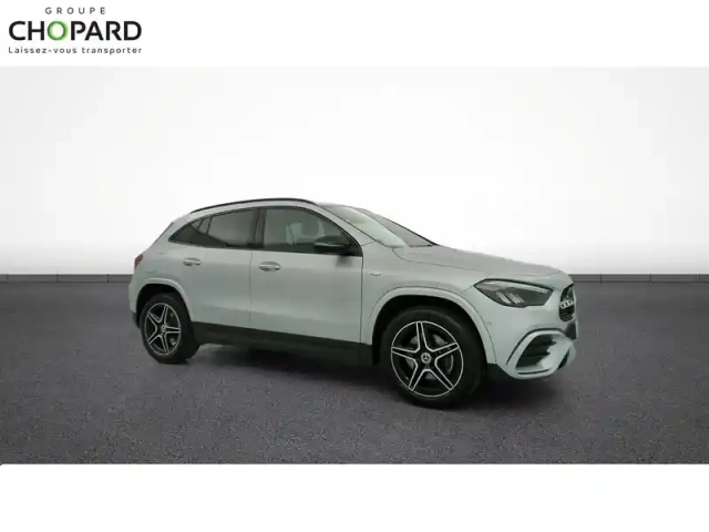 Mercedes Gla 250 e hybrid eq 8g-dct — photo 11