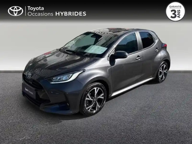 Toyota Yaris 116h design 5p mc24