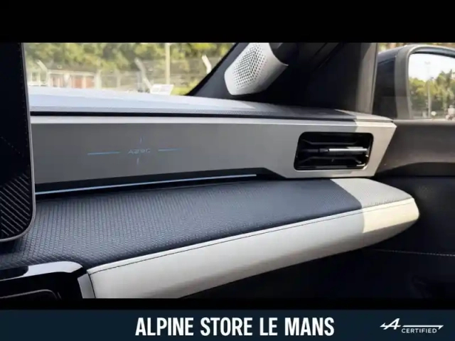 Alpine A290 — photo 21