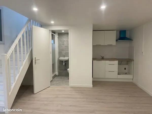 Exclusivité - Beau 3 pièces en duplex entièrement rénové