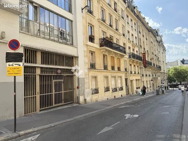 Parking/box 11 m² Paris
