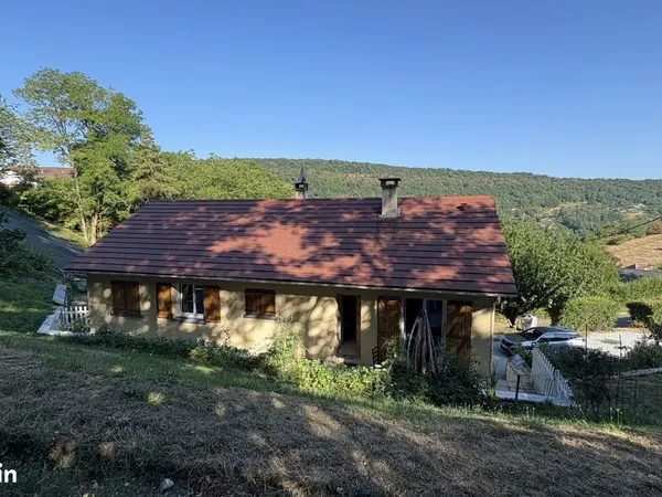Maison 8 pièces 106 m²