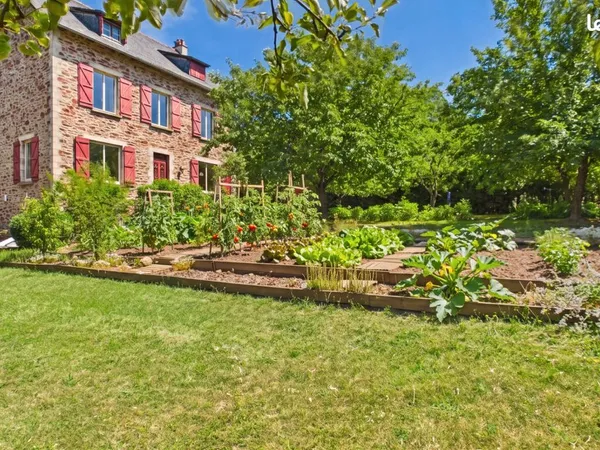 Propriété 6 pièces 175 m²