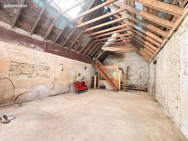Maison 1 pièce 120 m²