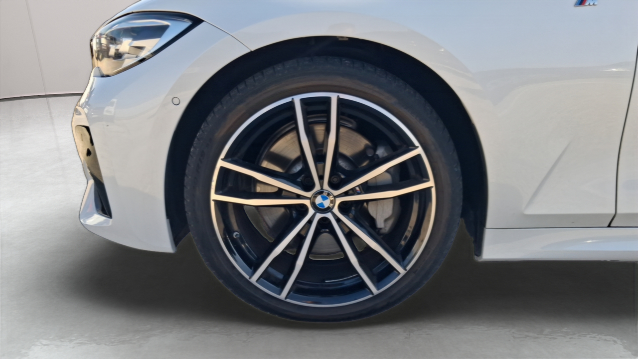 BMW Touring 330d xDrive 286 ch BVA8 — photo 14