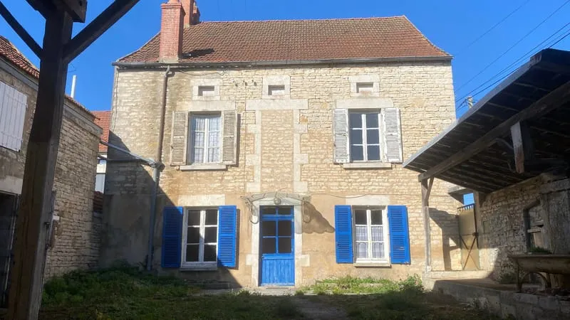 Photo 1