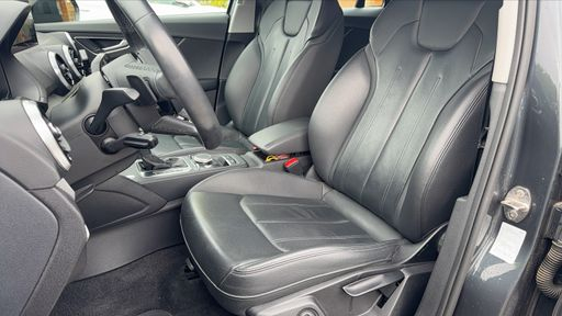 Audi Q2 35 TFSI 150 S tronic 7 - Design Luxe – 2020 – 63657 km – Essence – Boîte Automatique — photo 11