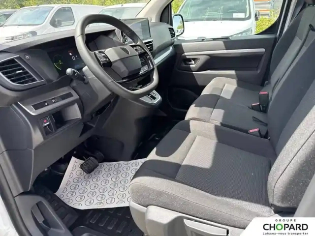 Peugeot Expert fgn xl diesel 180 ch automatique — photo 18