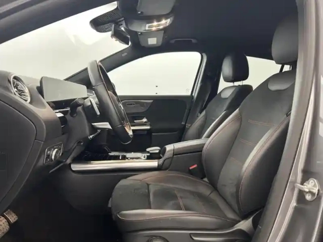 Mercedes Gla 200 7g-dct amg line 5p — photo 9
