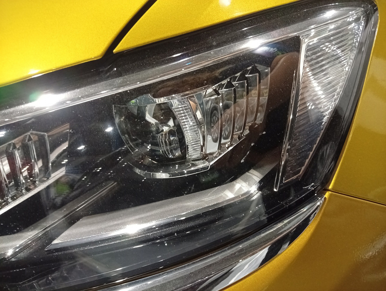 Volkswagen T-Roc — photo 49