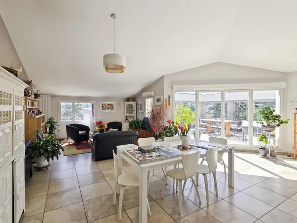 Appartement 4 pièces 139 m²
