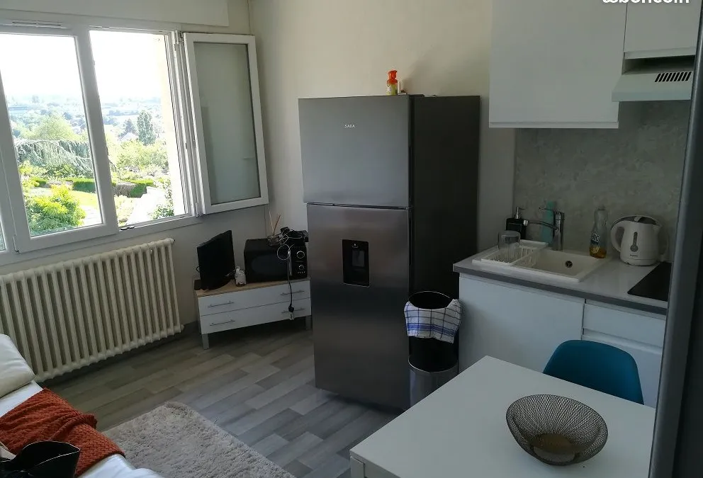 Photo 1
