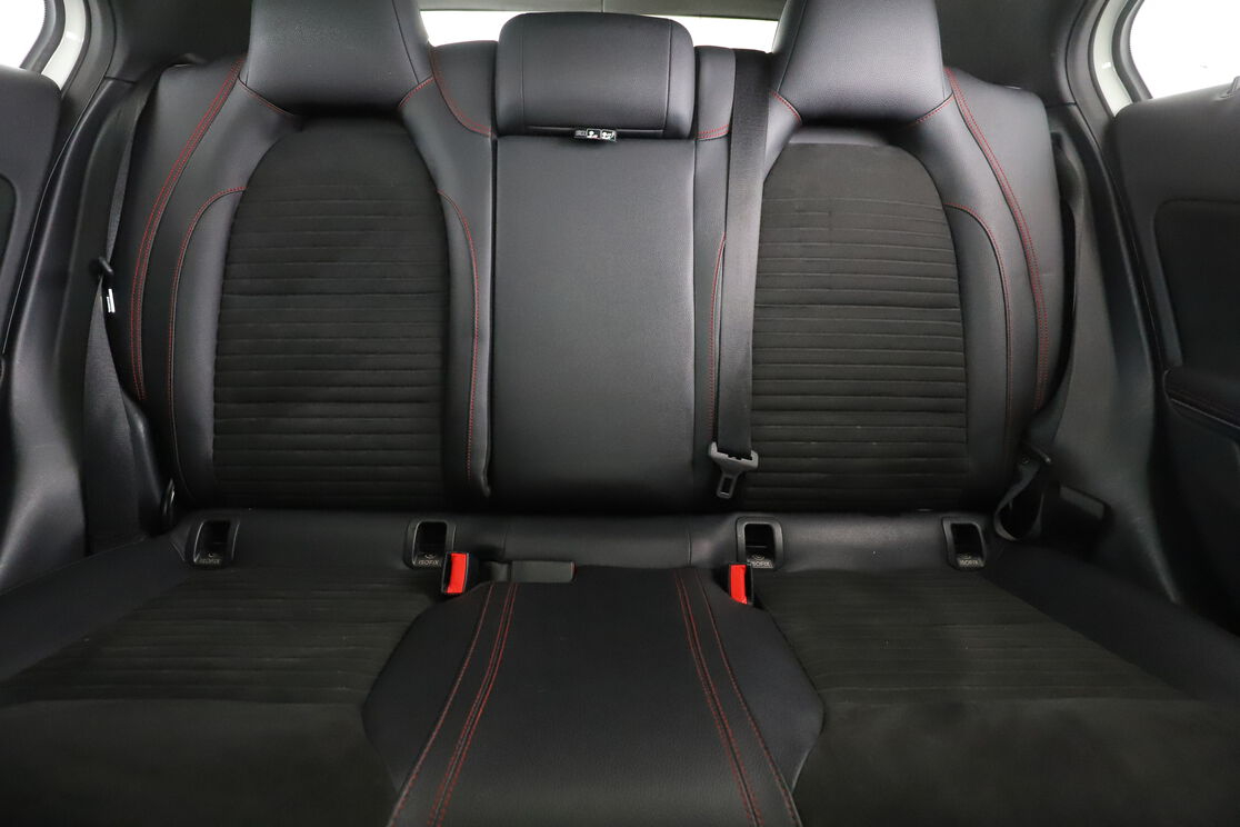 Mercedes-Benz Classe A 160 Fascination — photo 14