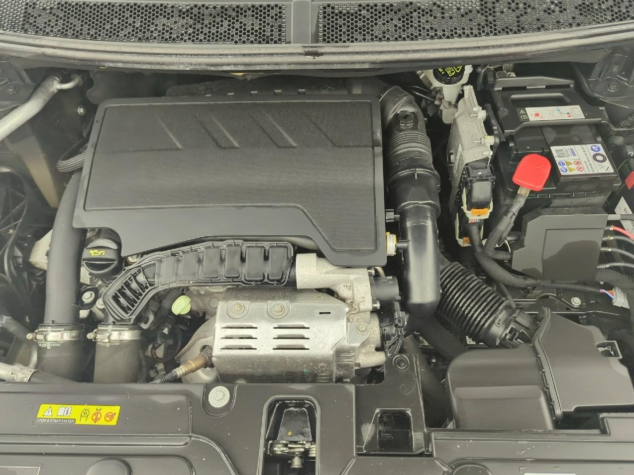 Peugeot 3008 puretech 130ch s&s eat8 allure pack — photo 16