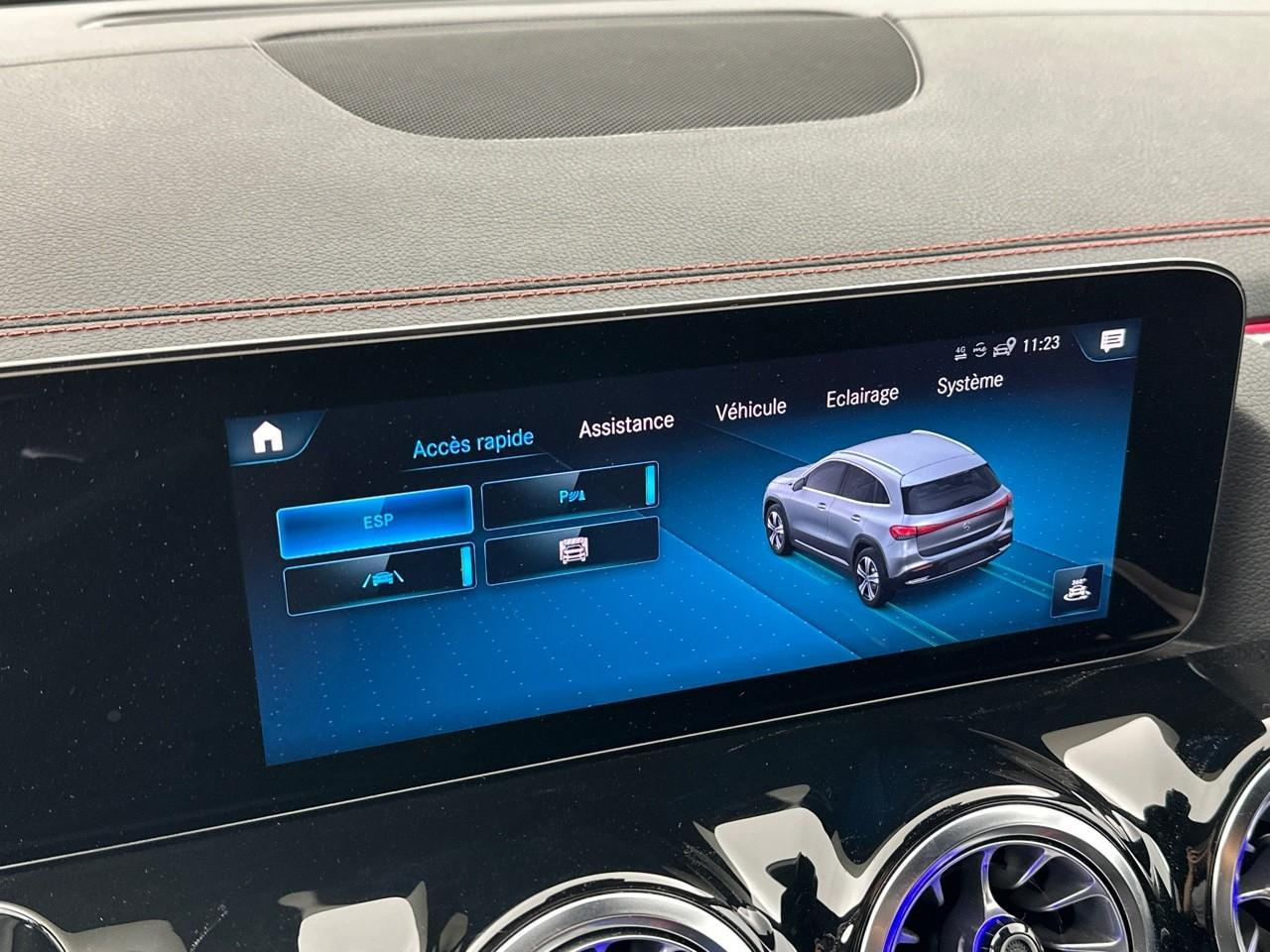 Mercedes Eqa 250+ amg line — photo 28