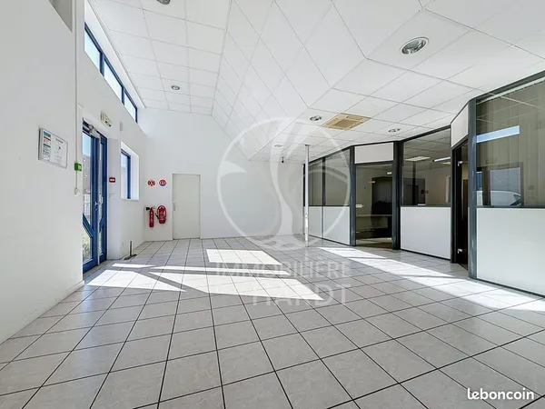 Local commercial 491 m² Illzach