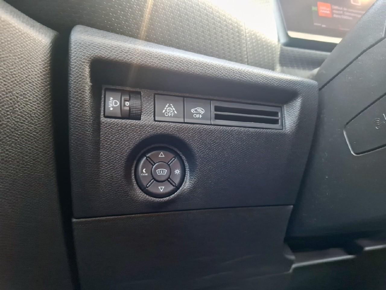Citroën C4 bluehdi 110ch s&s shine — photo 18
