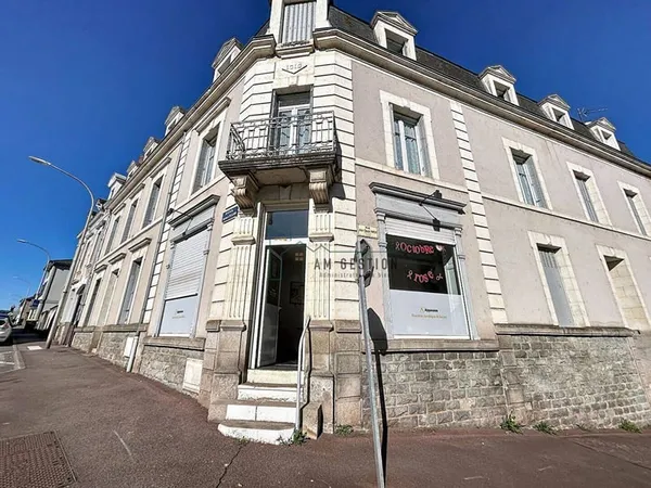 Local commercial 1 pièce 45 m²