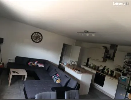 F4 avec terrasse de 35 m² - Reichstett - Garage + cave