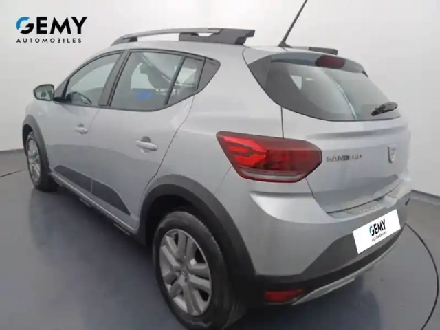 Dacia Sandero eco-g 100 - 22 — photo 17