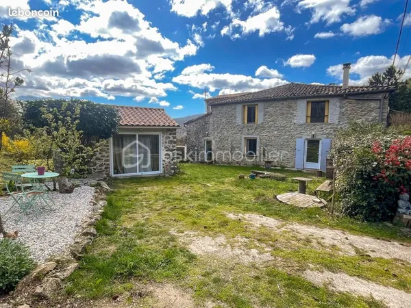 Maison 5 pièces 100 m²