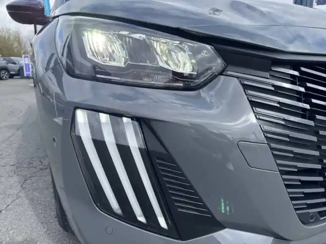 Peugeot 208 hybrid 110 ch e-dcs6 — photo 56